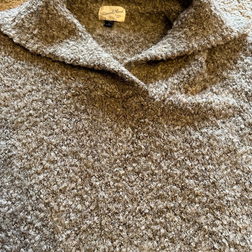 Universal Thread Sweater Size Medium - image 7